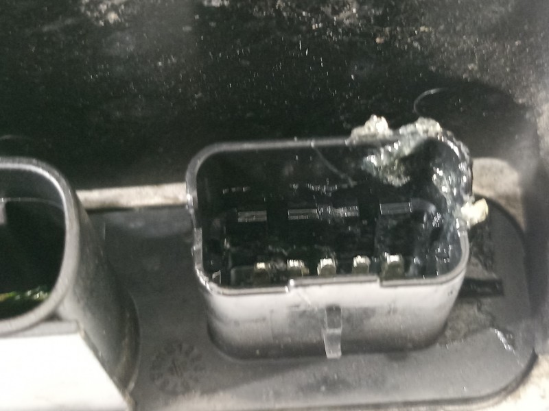 Recambio de bomba direccion para citroën c4 lim. 1.6 blue-hdi fap referencia OEM IAM 9803319180  