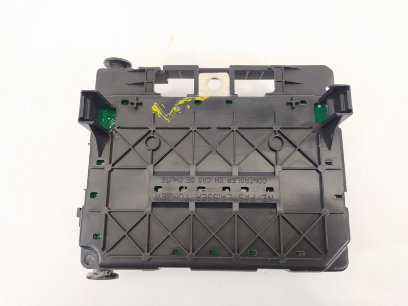 Recambio de caja reles / fusibles para citroën berlingo 1.4 600 furgón referencia OEM IAM 9650618580  