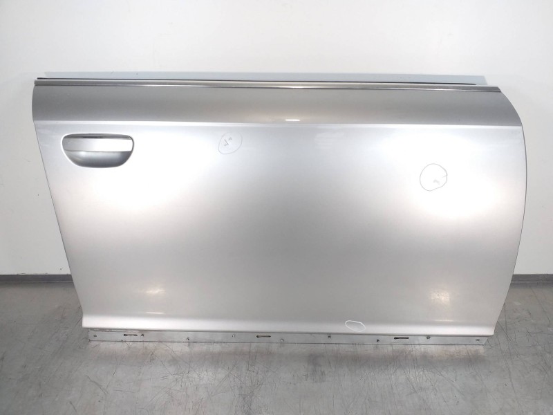 Recambio de puerta delantera derecha para audi a6 berlina (4f2) 3.0 tdi quattro (165kw) referencia OEM IAM 4F0831052F  