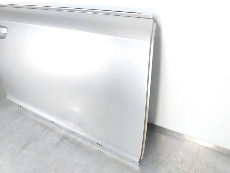Recambio de puerta delantera derecha para audi a6 berlina (4f2) 3.0 tdi quattro (165kw) referencia OEM IAM 4F0831052F  