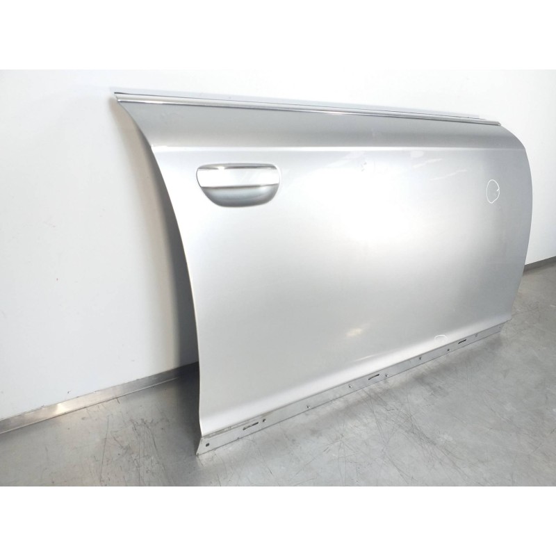 Recambio de puerta delantera derecha para audi a6 berlina (4f2) 3.0 tdi quattro (165kw) referencia OEM IAM 4F0831052F  