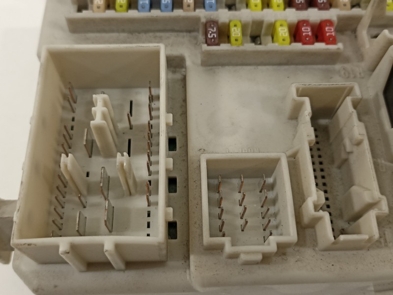 Recambio de caja reles / fusibles para ford focus berlina (cap) ambiente (d) referencia OEM IAM 4M5T14A073DH  