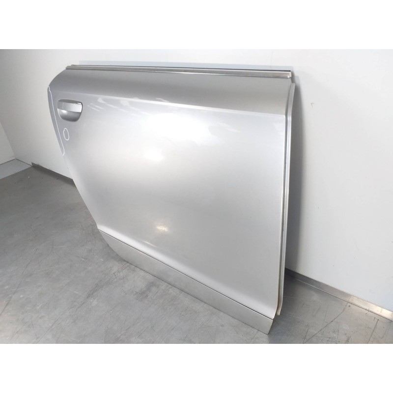 Recambio de puerta trasera derecha para audi a6 berlina (4f2) 3.0 tdi quattro (165kw) referencia OEM IAM 4F0833052G  