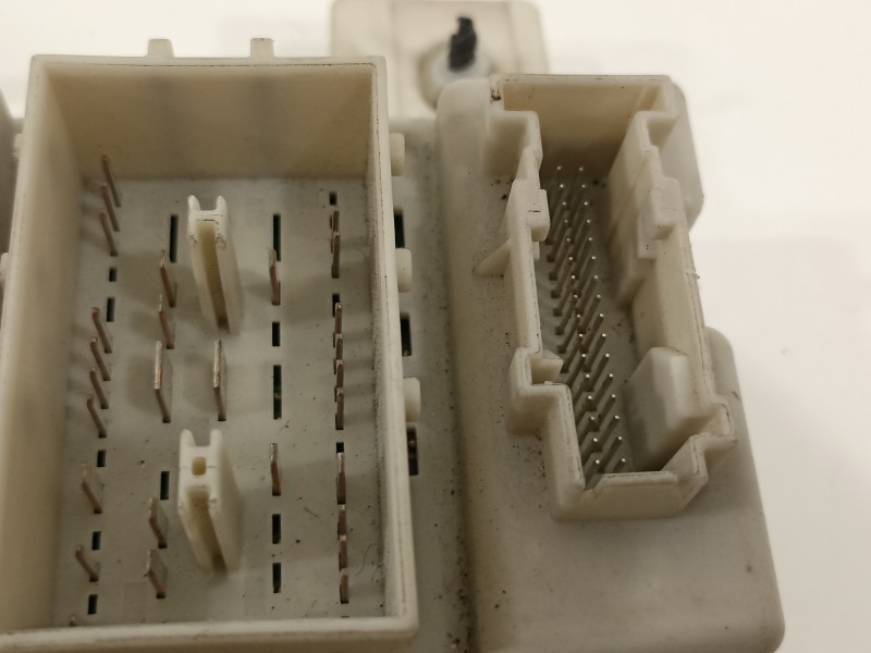 Recambio de caja reles / fusibles para ford focus berlina (cap) ambiente (d) referencia OEM IAM 4M5T14A073DH  