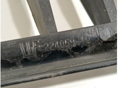 Recambio de rejilla paragolpes izquierda para bmw serie 3 berlina (e90) 320d referencia OEM IAM 22405910 7120007  2