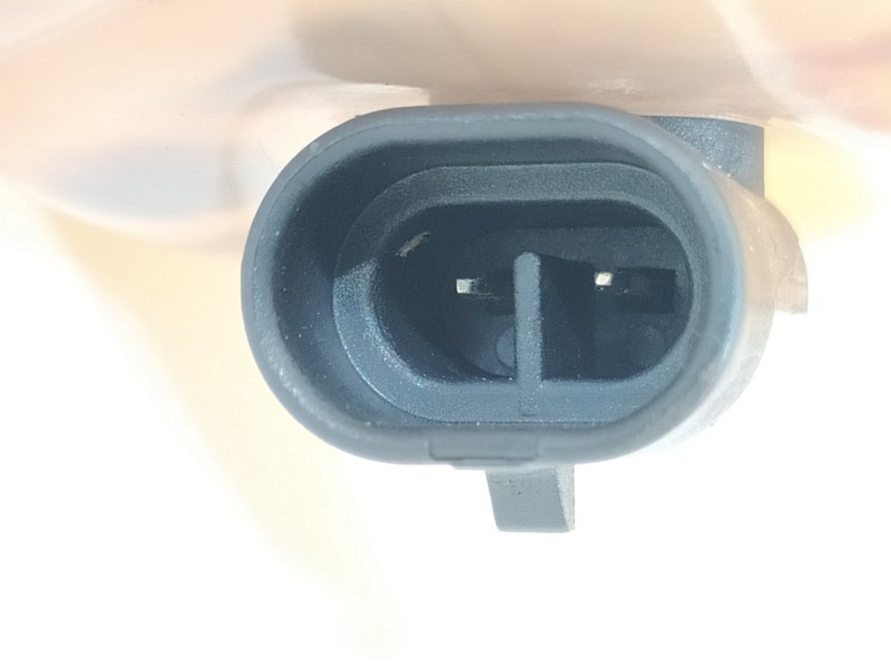 Recambio de deposito expansion para opel vectra c berlina elegance referencia OEM IAM 95522492   Recambio de deposito expansion para opel vectra c berlina elegance referencia OEM IAM 95522492