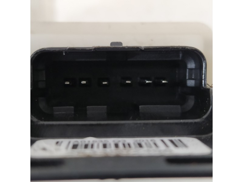 Recambio de cerradura puerta delantera derecha para peugeot partner kasten 7f9hf-7f9hf0 referencia OEM IAM 9135EA 828405 