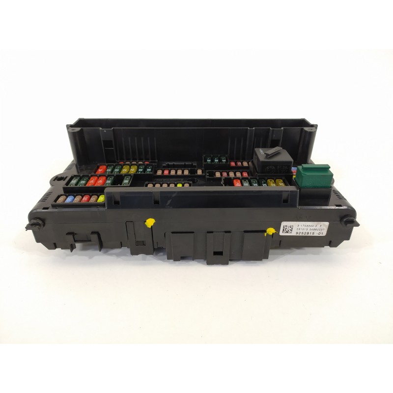 Recambio de caja reles / fusibles para bmw serie 5 touring (f11) 520d xdrive referencia OEM IAM 61149252815 825281501 9252815