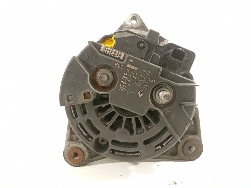 Recambio de alternador para renault clio iii confort expression referencia OEM IAM 8200323137  