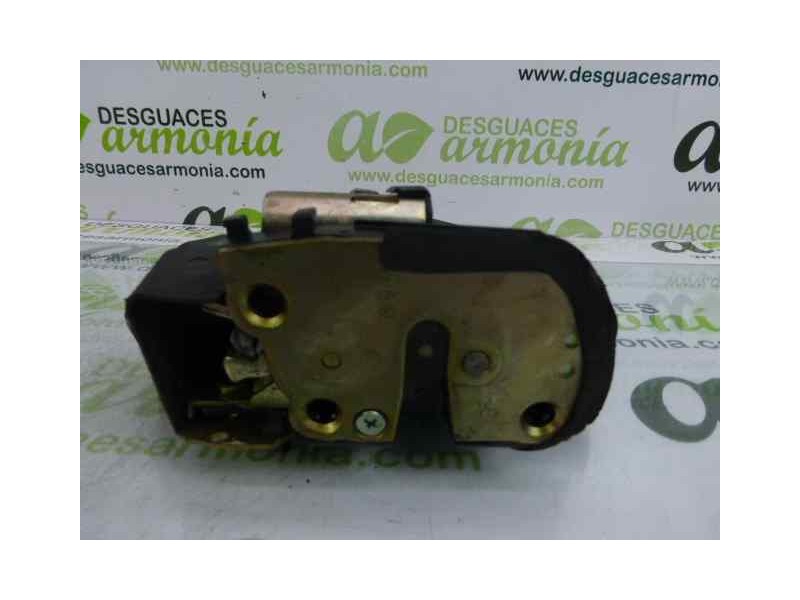 Recambio de cerradura puerta trasera izquierda para lexus is200 (gxe10) automático referencia OEM IAM   