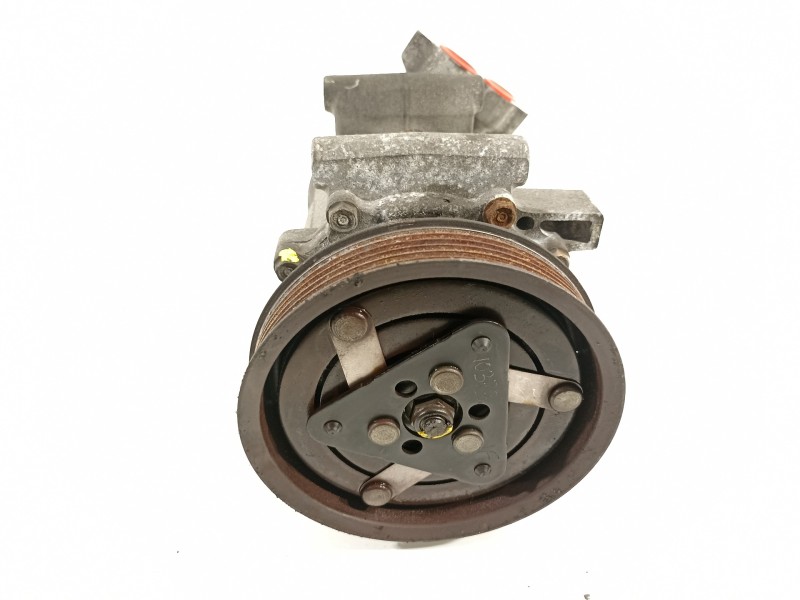 Recambio de compresor aire acondicionado para renault clio iii confort expression referencia OEM IAM 8200600122  