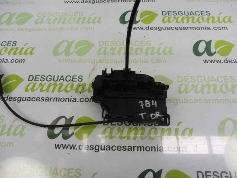 Recambio de cerradura puerta trasera derecha para renault megane iii berlina 5 p authentique referencia OEM IAM 825020001R  