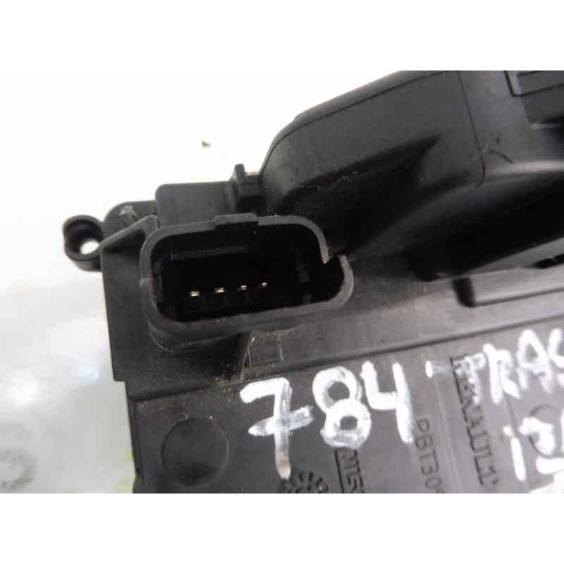 Recambio de cerradura puerta trasera izquierda para renault megane iii berlina 5 p authentique referencia OEM IAM 825030001R  