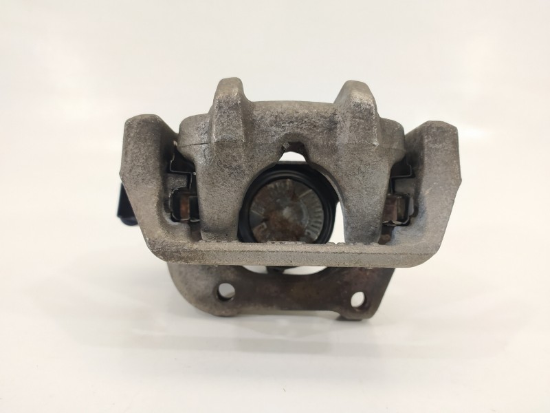Recambio de pinza freno trasera izquierda para bmw serie 5 touring (f11) 520d xdrive referencia OEM IAM 32349660  