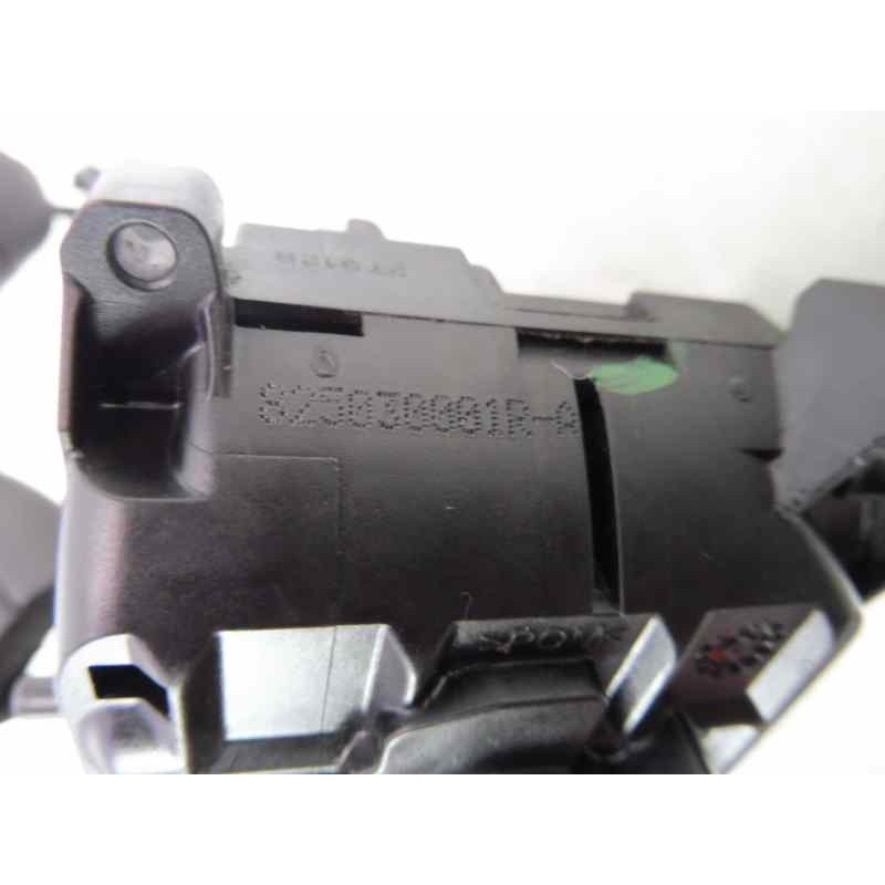 Recambio de cerradura puerta trasera izquierda para renault megane iii berlina 5 p authentique referencia OEM IAM 825030001R  