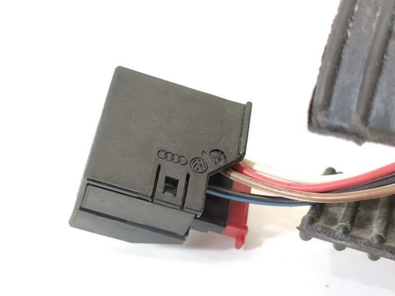 Recambio de retrovisor derecho para audi a6 berlina (4f2) 3.0 tdi quattro (165kw) referencia OEM IAM 4F1858532  