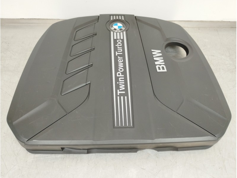 Recambio de tapa motor para bmw serie 5 touring (f11) 520d xdrive referencia OEM IAM 13718510475  