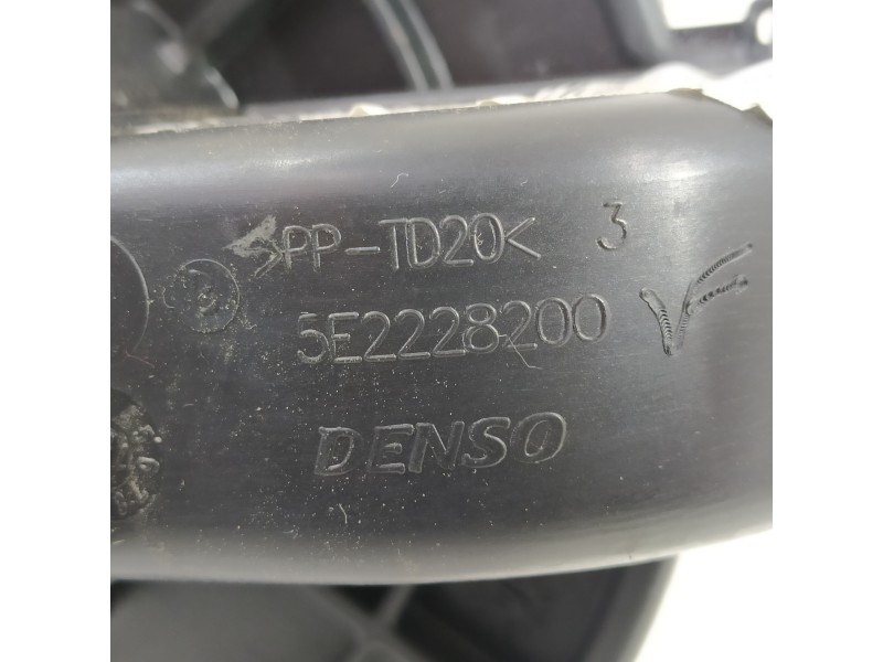 Recambio de ventilador calefaccion para peugeot partner kasten 7f9hf-7f9hf0 referencia OEM IAM 5E2228200  