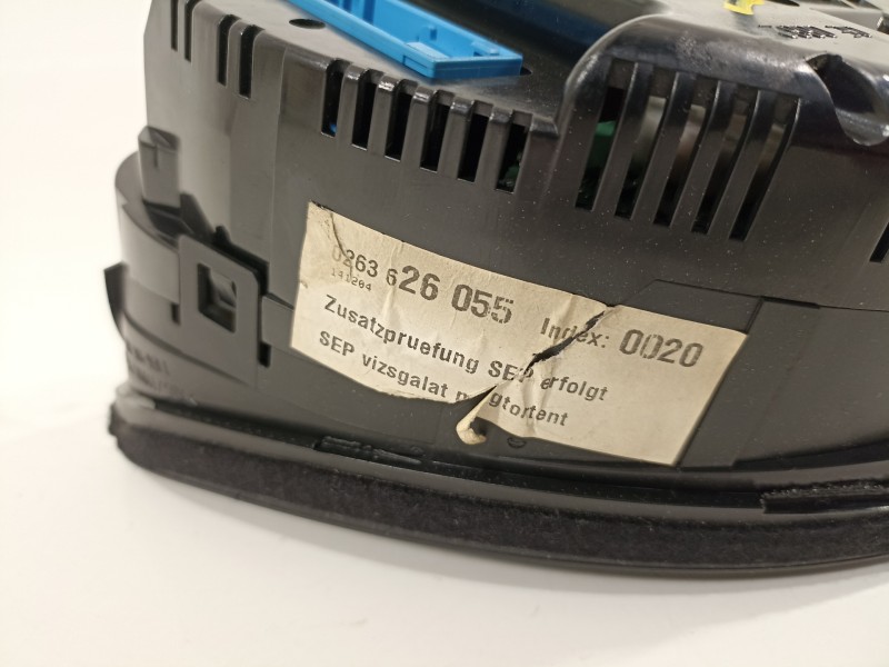 Recambio de cuadro instrumentos para audi a4 avant (8e) 2.5 tdi referencia OEM IAM 8E0920900F  