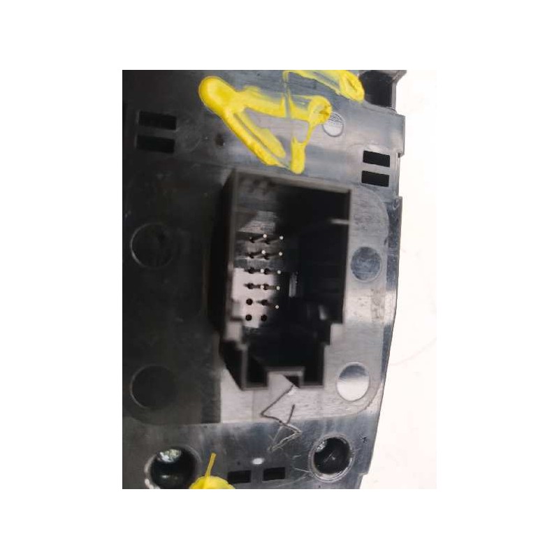 Recambio de mando elevalunas delantero izquierdo para bmw serie 5 touring (f11) 520d xdrive referencia OEM IAM 9241951 924195101