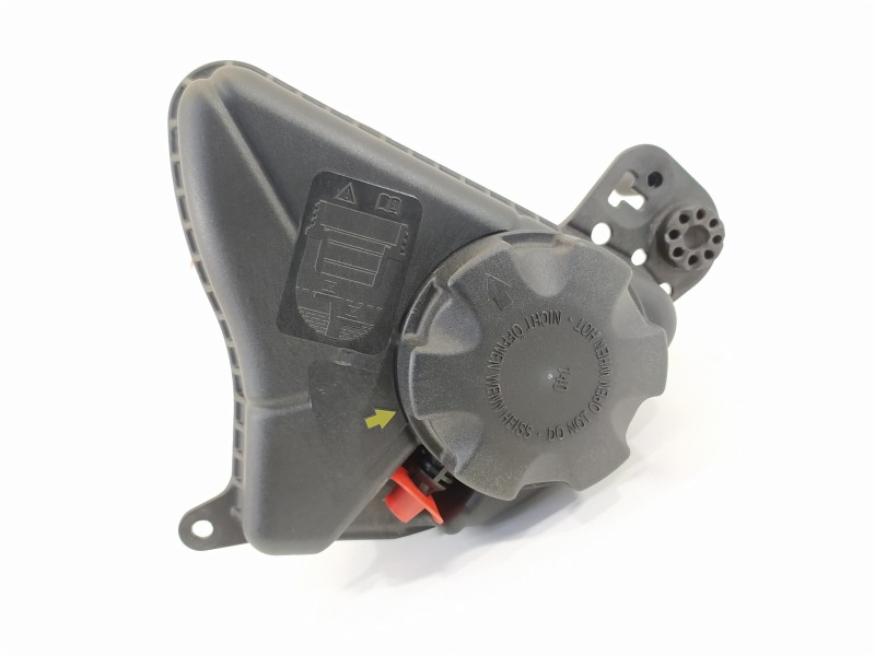 Recambio de deposito expansion para bmw serie 5 touring (f11) 520d xdrive referencia OEM IAM 17137647283 108086 