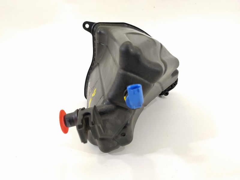 Recambio de deposito expansion para bmw serie 5 touring (f11) 520d xdrive referencia OEM IAM 17137647283 108086 