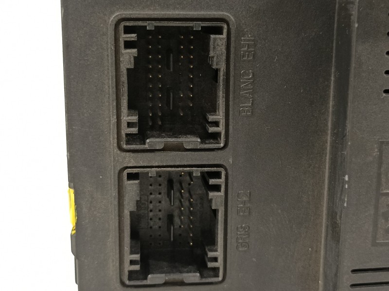 Recambio de caja reles / fusibles para citroën c3 1.4 hdi audace referencia OEM IAM 96434988880  