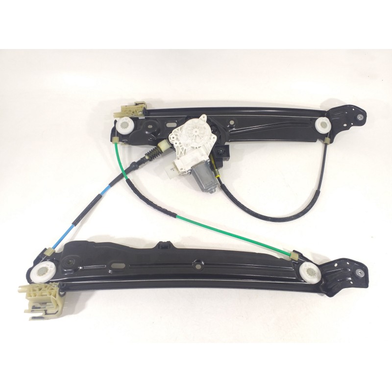 Recambio de elevalunas delantero derecho para bmw serie 5 touring (f11) 520d xdrive referencia OEM IAM 7182132 7182112 