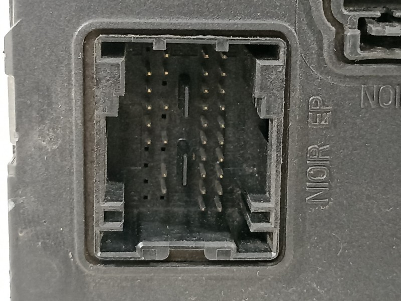 Recambio de caja reles / fusibles para citroën c3 1.4 hdi audace referencia OEM IAM 96434988880  