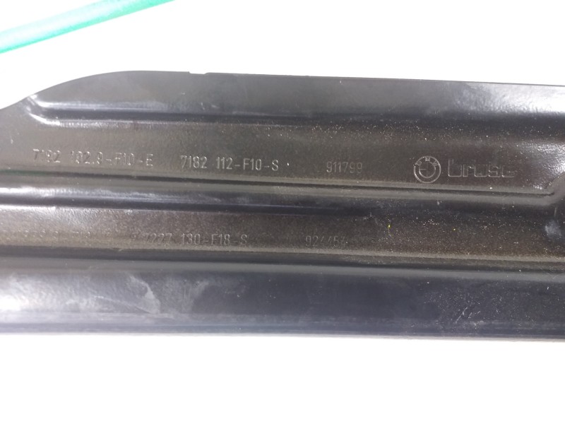 Recambio de elevalunas delantero derecho para bmw serie 5 touring (f11) 520d xdrive referencia OEM IAM 7182132 7182112 