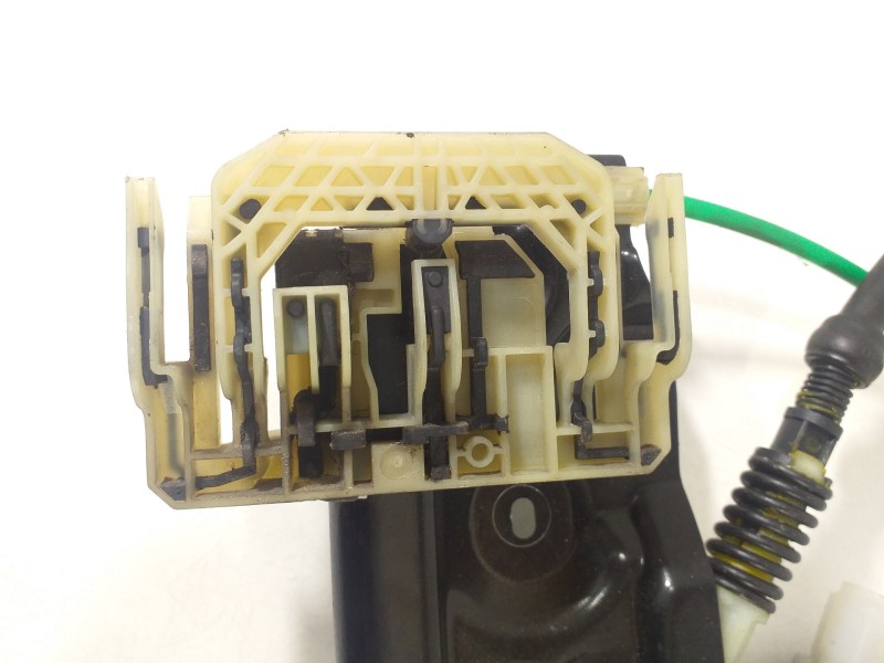 Recambio de elevalunas delantero derecho para bmw serie 5 touring (f11) 520d xdrive referencia OEM IAM 7182132 7182112 