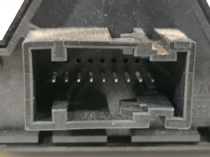 Recambio de warning para opel corsa d cmon referencia OEM IAM 13189529  