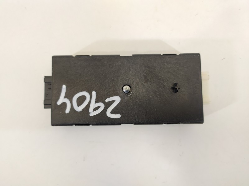 Recambio de modulo electronico para bmw serie 5 touring (f11) 520d xdrive referencia OEM IAM 65209199865 9199865 919986503