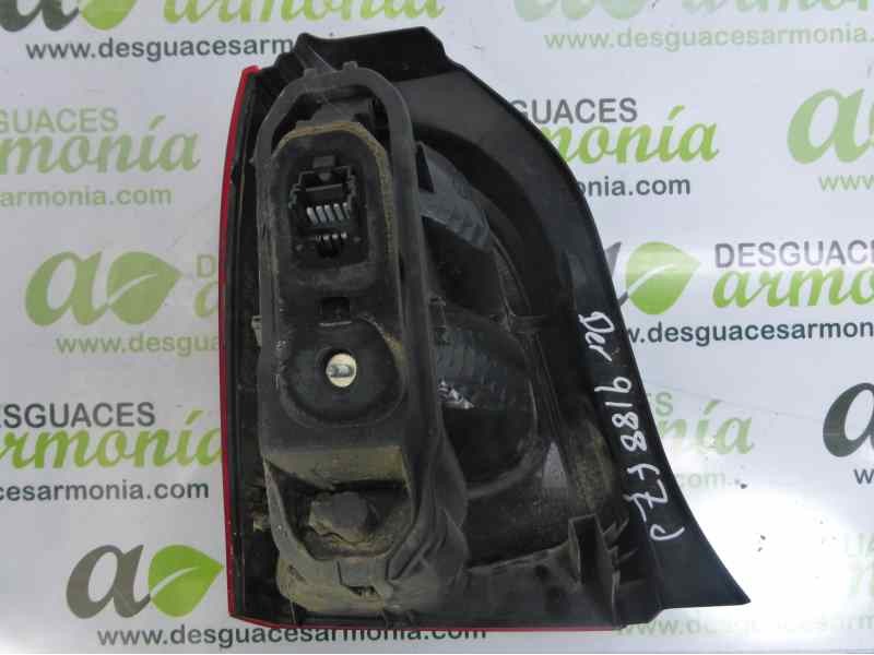 Recambio de piloto trasero derecho para renault twingo societe referencia OEM IAM 8200387889  