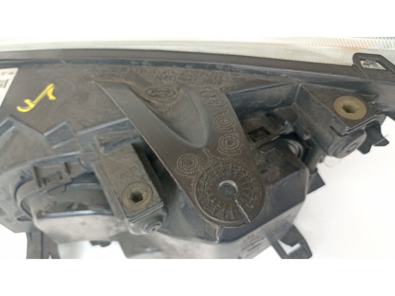 Recambio de faro derecho para ford focus berlina (cap) ambiente (d) referencia OEM IAM 4M5113W029AC  