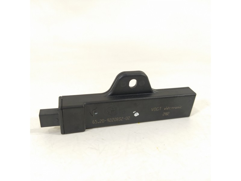 Recambio de antena para mini countryman (f60) cooper s e all4 referencia OEM IAM 65209220832  