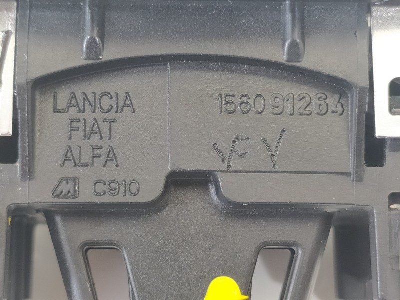 Recambio de mando multifuncion para alfa romeo giulietta (191) sprint referencia OEM IAM 156091264  