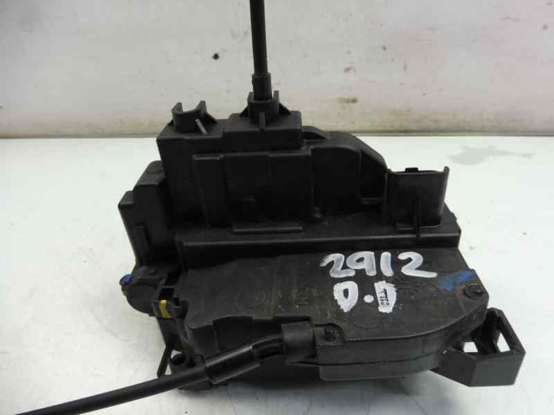 Recambio de cerradura puerta delantera derecha para renault clio iii yahoo! referencia OEM IAM 8200300125  