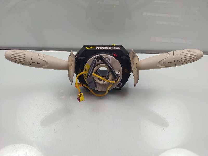 Recambio de mando luces para fiat nuova 500 (150) lounge referencia OEM IAM 07354724640  