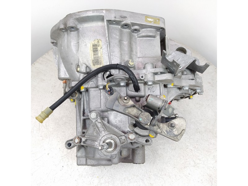 Recambio de caja cambios para renault megane ii berlina 5p confort dynamique referencia OEM IAM ND0008  