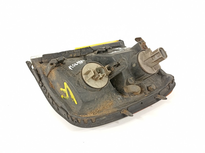 Recambio de piloto delantero derecho para mitsubishi montero (v20/v40) 2800 td aniversario (4-ptas.) referencia OEM IAM MR109952