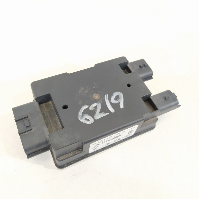 Recambio de modulo electronico para renault megane iv berlina 5p zen referencia OEM IAM 169102698R 0261S16707 