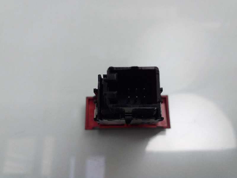 Recambio de warning para seat ibiza (6p1) style connect referencia OEM IAM 5F0953235A 10117353015 