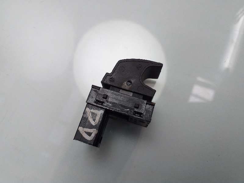 Recambio de mando elevalunas delantero derecho para seat ibiza (6p1) style connect referencia OEM IAM 7L6959855B  