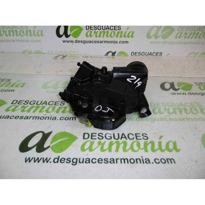 Recambio de cerradura puerta delantera izquierda para toyota yaris (ksp9/scp9/nlp9) rock in rio referencia OEM IAM 690400D140  