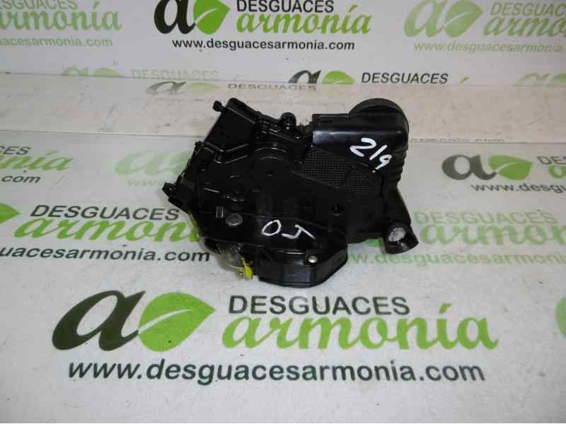 Recambio de cerradura puerta delantera izquierda para toyota yaris (ksp9/scp9/nlp9) rock in rio referencia OEM IAM 690400D140  