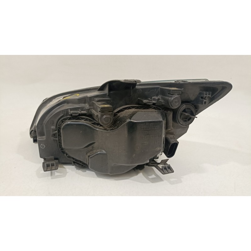 Recambio de faro derecho para ford focus sportbreak (cap) 2.0 tdci cat referencia OEM IAM 4M5113099JB  