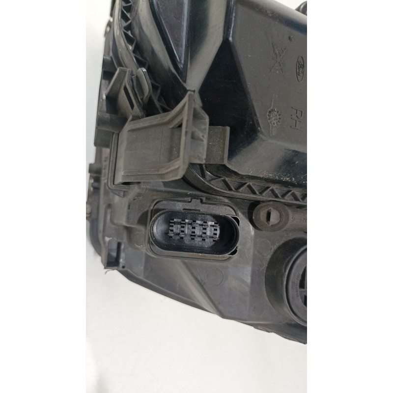 Recambio de faro derecho para ford focus sportbreak (cap) 2.0 tdci cat referencia OEM IAM 4M5113099JB  