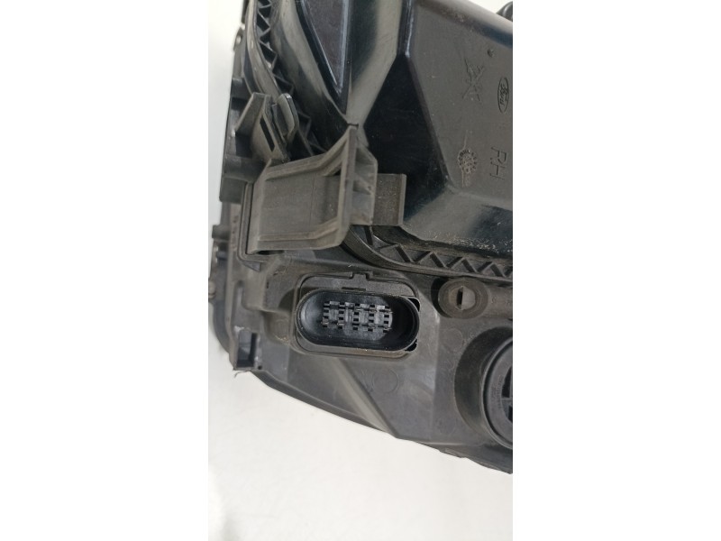 Recambio de faro derecho para ford focus sportbreak (cap) 2.0 tdci cat referencia OEM IAM 4M5113099JB  