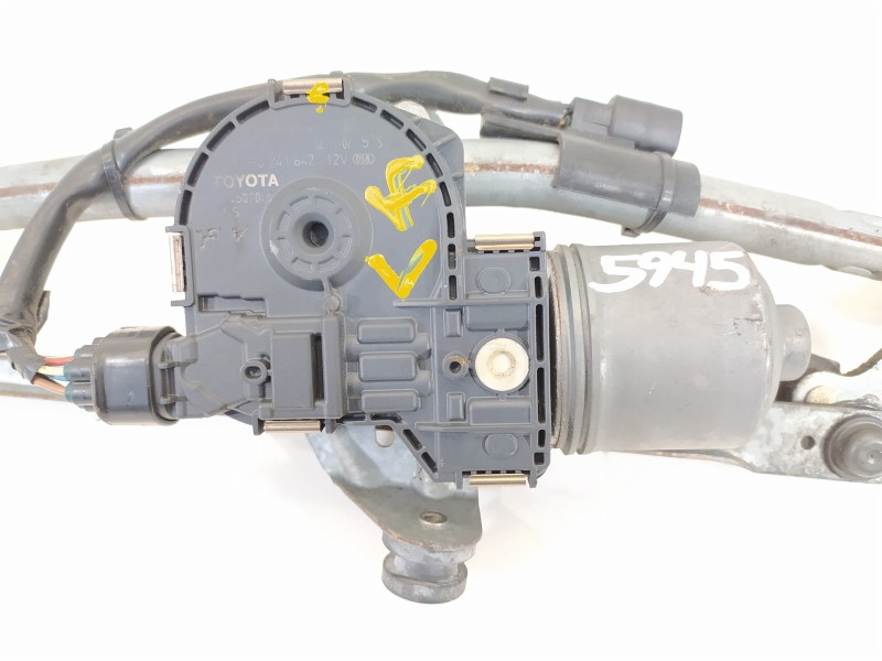 Recambio de motor limpia delantero para toyota avensis (t27) advance referencia OEM IAM 8511005070A 8501005080C 0390241642